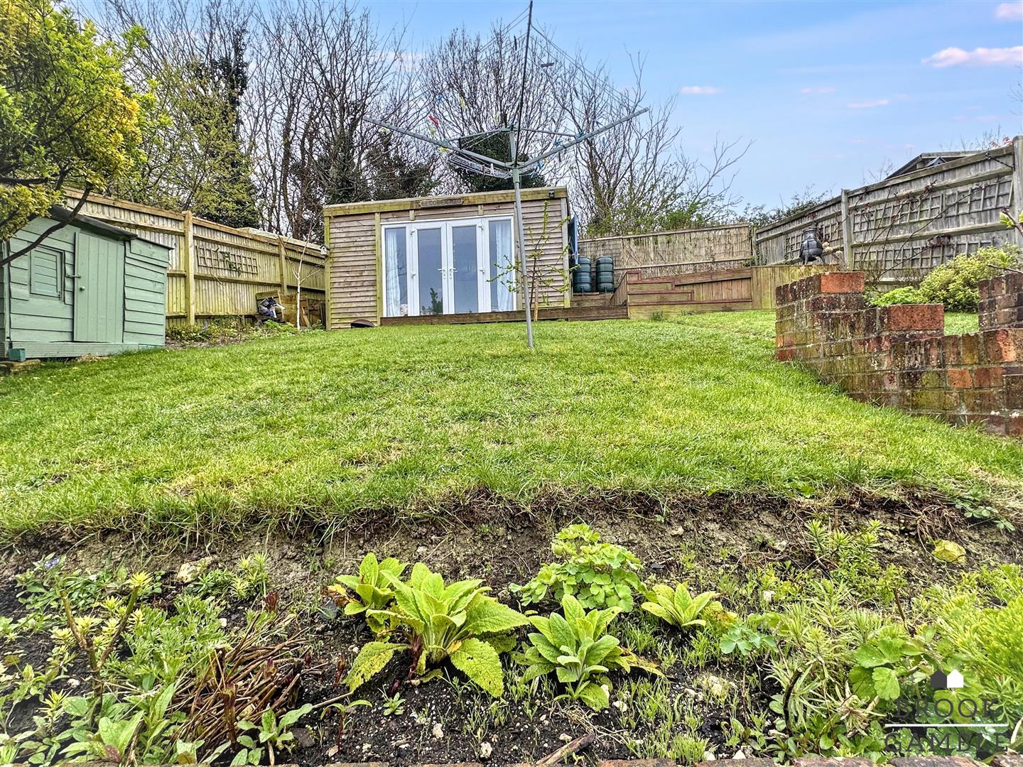 5 Bedroom House. Selmeston Road in Eastbourne,  21
